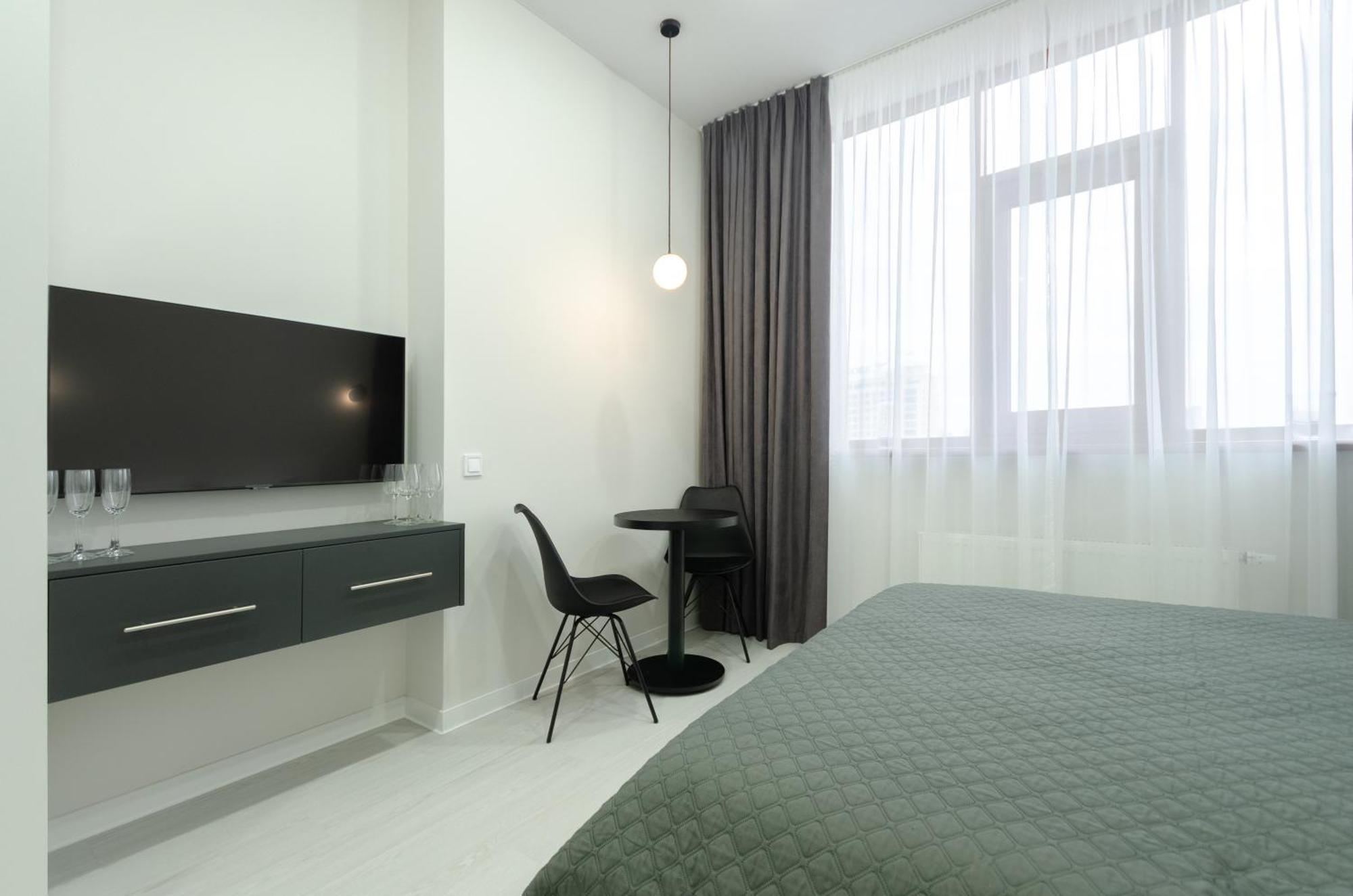 Petrovdom Inn Rc Diplomat Hall -The Smart Hotel Apartment Panoramic City View I Киев Экстерьер фото